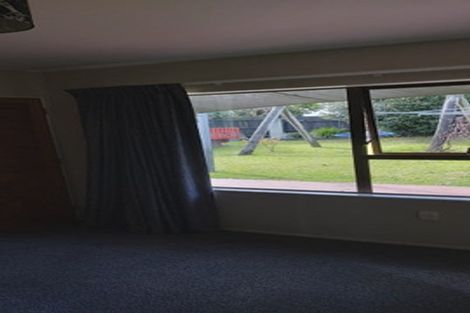 Photo of property in 24 Shearwater Street, One Tree Point, 0118