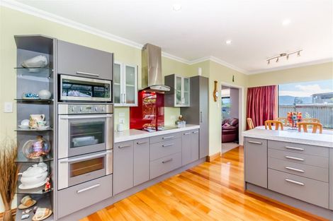 Photo of property in 27 Sweetman Avenue, Paraparaumu Beach, Paraparaumu, 5032