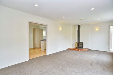 Photo of property in 39 Gibbs Drive, Woodend, 7610