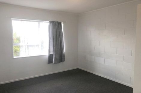 Photo of property in 112 Lynwood Road, New Lynn, Auckland, 0600