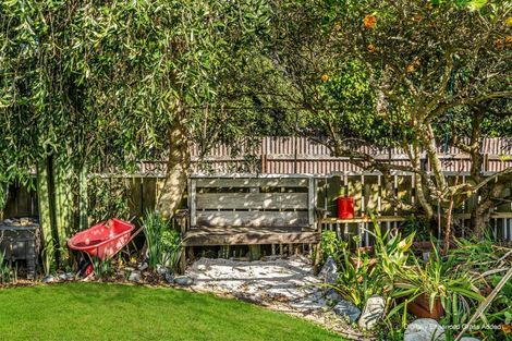 Photo of property in 15 Willow Avenue, Stoke, Nelson, 7011