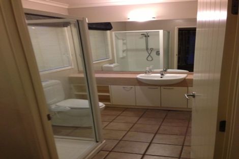 Photo of property in 4 Kristin Lane, Albany, Auckland, 0632