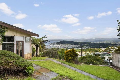 Photo of property in 42 Karepa Street, Brooklyn, Wellington, 6021