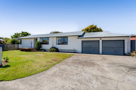 Photo of property in 10 Tawari Street, Inglewood, 4330