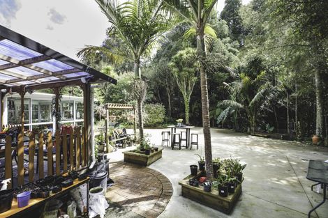 Photo of property in 13 Awaruku Road, Torbay, Auckland, 0630