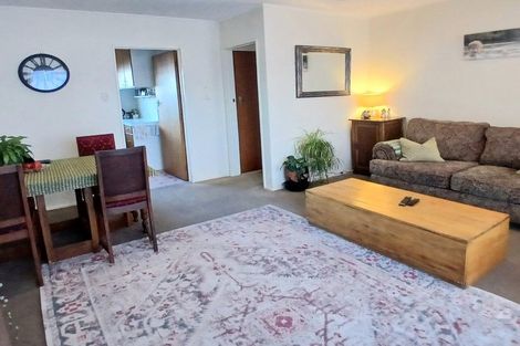 Photo of property in 15 Carthew Street, Feilding, 4702