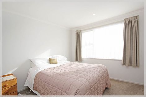Photo of property in 25 Story Street, Foxton Beach, Foxton, 4815