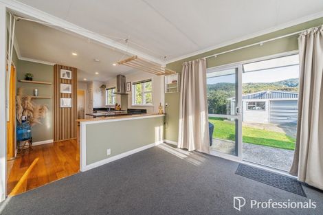 Photo of property in 66 Peel Place, Wainuiomata, Lower Hutt, 5014