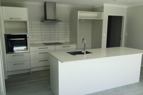 Photo of property in 8 Bill Miller Drive, Papamoa, 3118