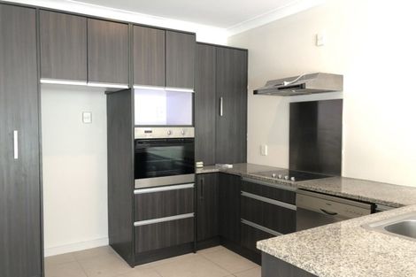 Photo of property in 10/44 Carlos Drive, Flat Bush, Auckland, 2016