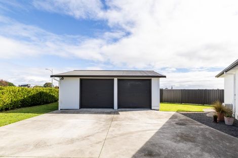 Photo of property in 73 Brookvale Road, Havelock North, 4130