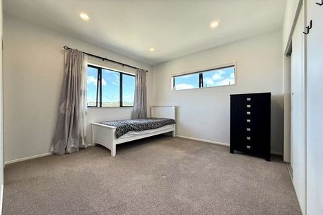 Photo of property in 6 Matatika Rise, Swanson, Auckland, 0614