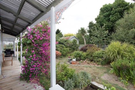 Photo of property in 16 Toia Street, Marton, 4710