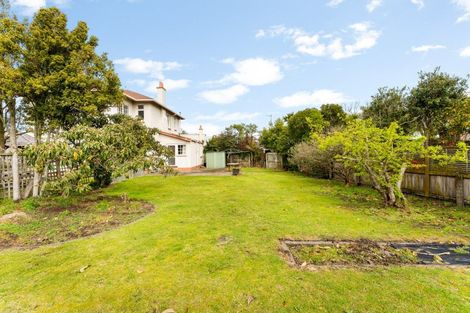 Photo of property in 12 Cambridge Street, Gonville, Whanganui, 4501