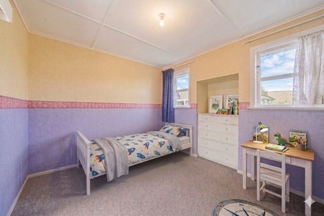 Photo of property in 5 Thackeray Street, Trentham, Upper Hutt, 5018