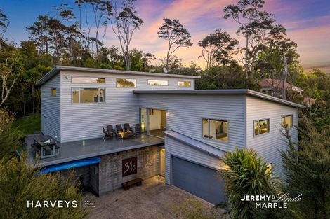 Photo of property in 31c Woodfern Crescent, Titirangi, Auckland, 0604