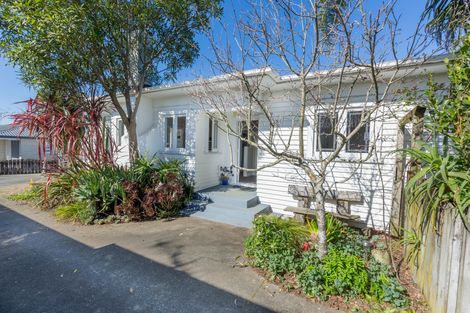 Photo of property in 28 John Street, Pukekohe, 2120