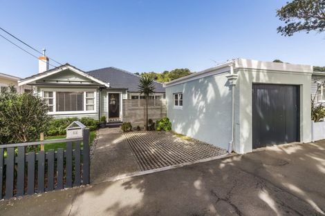 Photo of property in 52 Dundas Street, Seatoun, Wellington, 6022