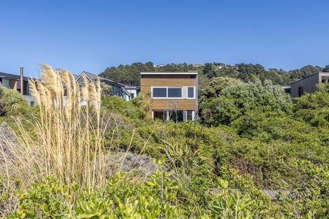 Photo of property in 29 Boardwalk Lane, Seatoun, Wellington, 6022
