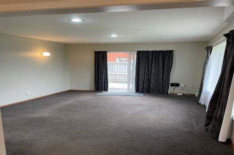 Photo of property in 1/674 Ferry Road, Woolston, Christchurch, 8023
