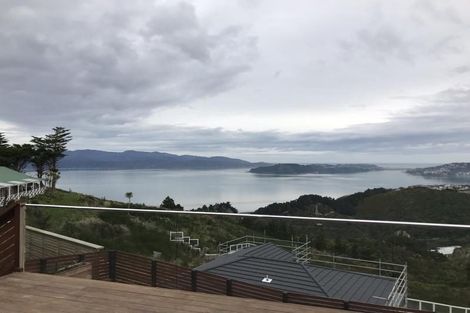 Photo of property in 79 Spenmoor Street, Newlands, Wellington, 6037