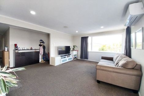 Photo of property in 36 Mark Avenue, Paparangi, Wellington, 6037