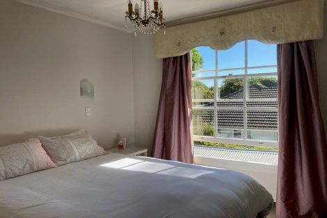 Photo of property in 165 Fendalton Road, Fendalton, Christchurch, 8052