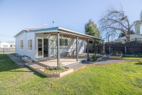 Photo of property in 1 Frances Street, Foxton, 4814