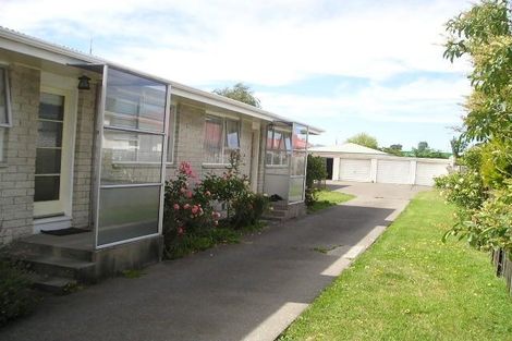 Photo of property in 2/9 Bowen Street, Upper Riccarton, Christchurch, 8041