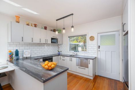 Photo of property in 17 Tasman Street, The Wood, Nelson, 7010