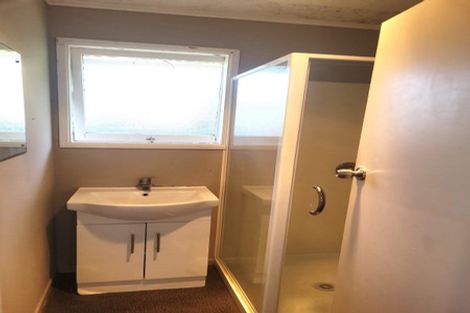 Photo of property in 5 Paine Place, Mangere, Auckland, 2022