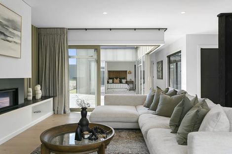 Photo of property in 32 The Fairways, Kinloch, Taupo, 3377
