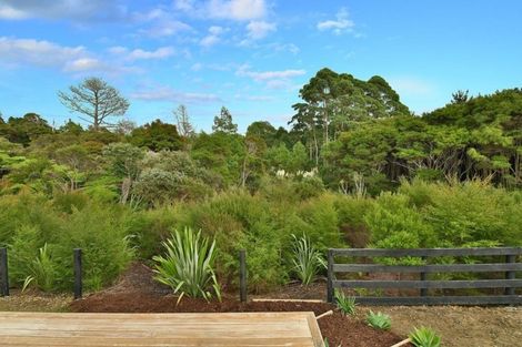 Photo of property in 9 Pheasant Close, Stanmore Bay, Whangaparaoa, 0932