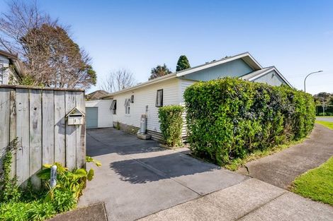 Photo of property in 1 Silby Street, Waitara, 4320