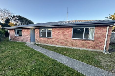 Photo of property in 1/113 Warren Crescent, Hillmorton, Christchurch, 8025