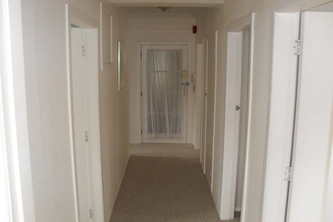 Photo of property in 68u3 Hill Street, Thorndon, Wellington, 6011