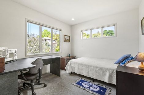 Photo of property in 38 Saddleback Rise, Murrays Bay, Auckland, 0630