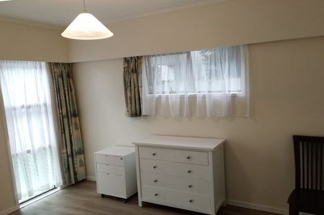 Photo of property in 16 Sydney Street, Hauraki, Auckland, 0622