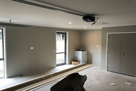 Photo of property in 4 Genoa Place, Whitby, Porirua, 5024