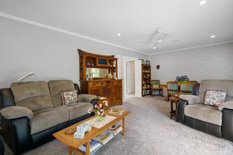 Photo of property in 10 Taylor Street, Cambridge, 3434