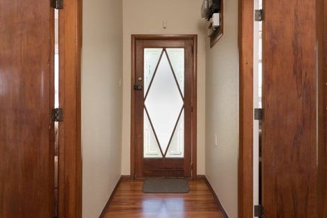 Photo of property in 35 Ngatai Road, Otumoetai, Tauranga, 3110