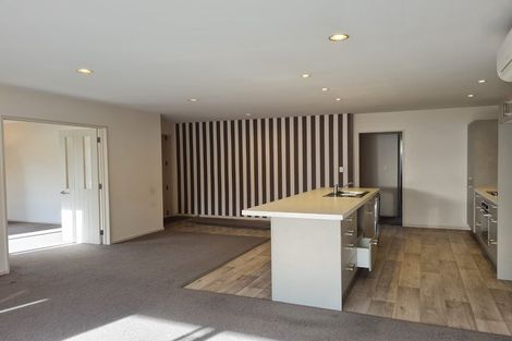 Photo of property in 8 Rollin Street, Heathcote Valley, Christchurch, 8022