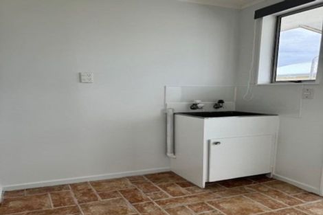 Photo of property in 24 Raupo Street, Castlecliff, Whanganui, 4501