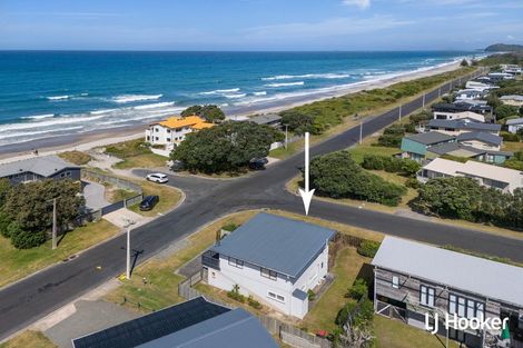 Photo of property in 64a Bway Road, Waihi Beach, 3611