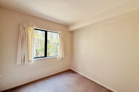 Photo of property in 3/7 Pannill Place, Oteha, Auckland, 0632