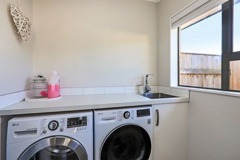 Photo of property in 1/24 King Street, Taradale, Napier, 4112