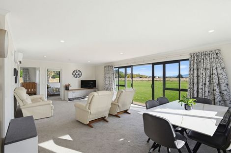 Photo of property in 484 Pesters Road, West Eyreton, Rangiora, 7475