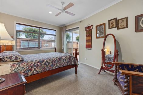 Photo of property in 163 Oriental Parade, Papamoa Beach, Papamoa, 3118