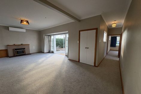 Photo of property in 17 Howard Road, Taradale, Napier, 4112