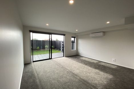 Photo of property in 6/66 Metcalfe Road, Ranui, Auckland, 0612